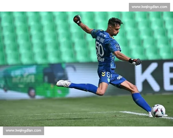 迪马济奥：亚特兰大 2000 万欧截胡热那亚 17 岁左后卫阿哈诺尔