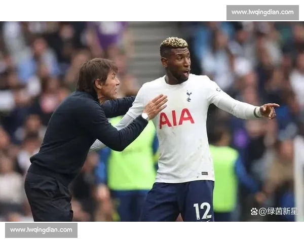 绿茵暗语：那脚传球藏着多少未说的战术密码？